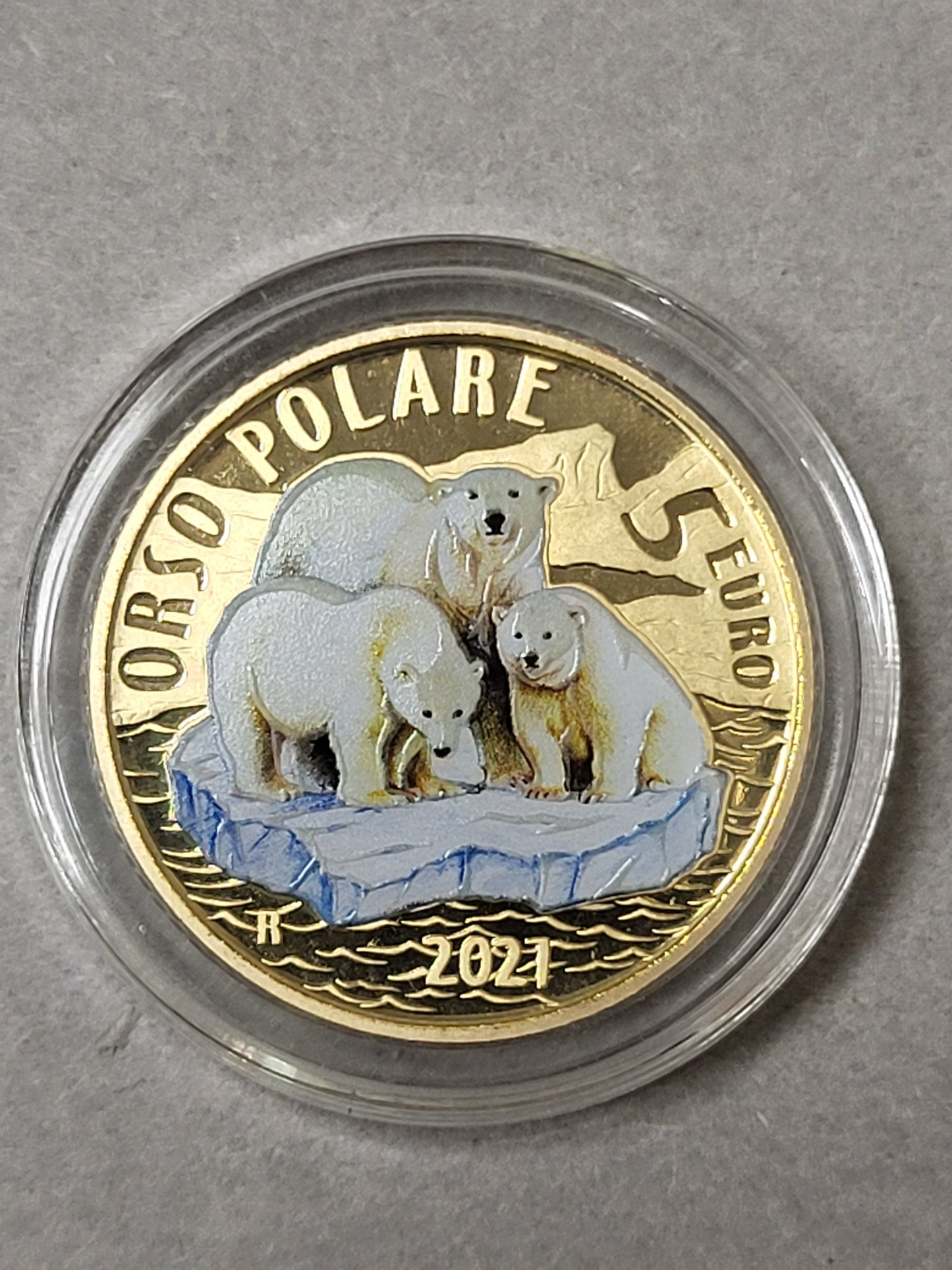 REPUBBLICA ITALIANA - 5 Euro 2021 - serie 'Animali in via d'estinzione - 'Orso Polare'